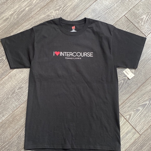 Hanes Other - Hanes Tee Shirt